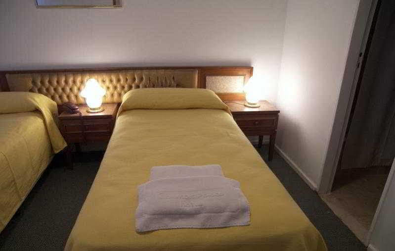 Columbia Palace Hotel بوينس آيرس المظهر الخارجي الصورة